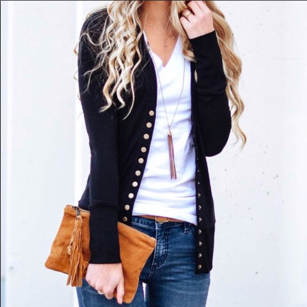✨LAST ONE✨black 3/4 sleeves snap cardigan - Picture 2 of 5